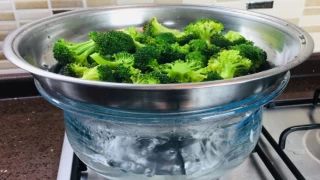 Brokoli 5 dakikadan fazla pişirilmemeli!
