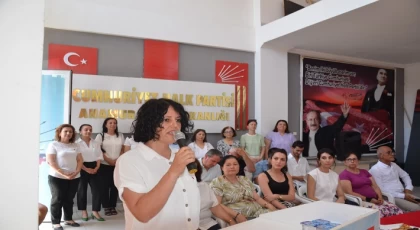 Elvan Tüfenk CHP Kadın Kollları Başkanlığına Adaylığını Açıkladı