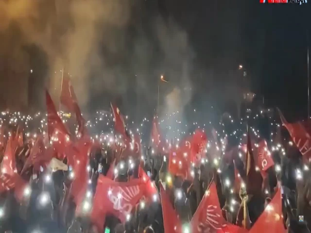 Anamur Belediye Başkanı Durmuş Deniz'in Seçim Zaferi Kutlaması