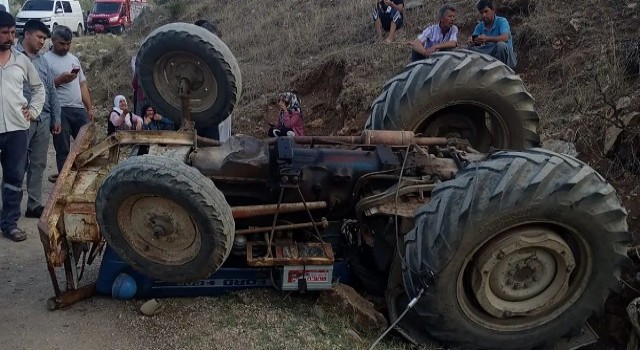 Devrilen Traktörün Altına Kalan Sürücü Hayatını Kaybetti