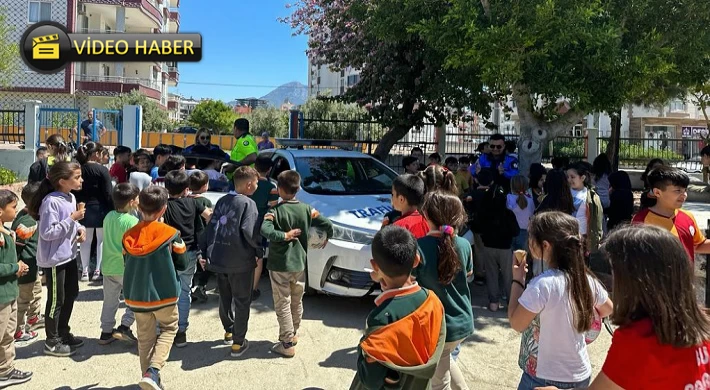 Anamur Akdeniz İlköğretim Okulu Öğrencilerine Uygulamalı Trafik Eğitimi