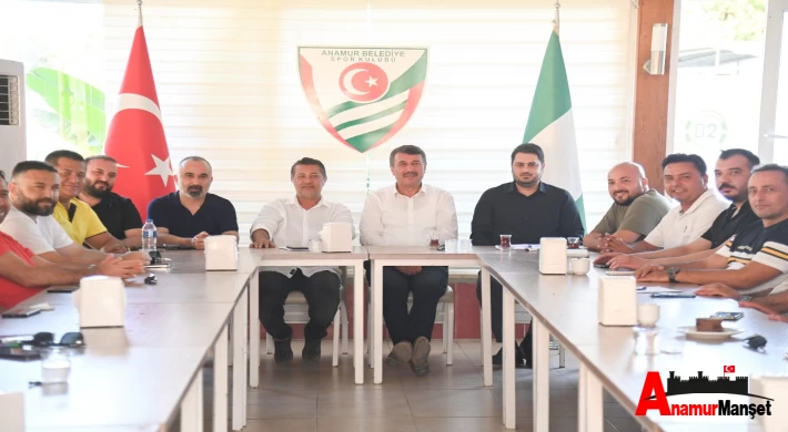 Anamur Belediyespor Kulübü Yeni Yönetimi İlk Toplantısını Gerçekleştirdi.