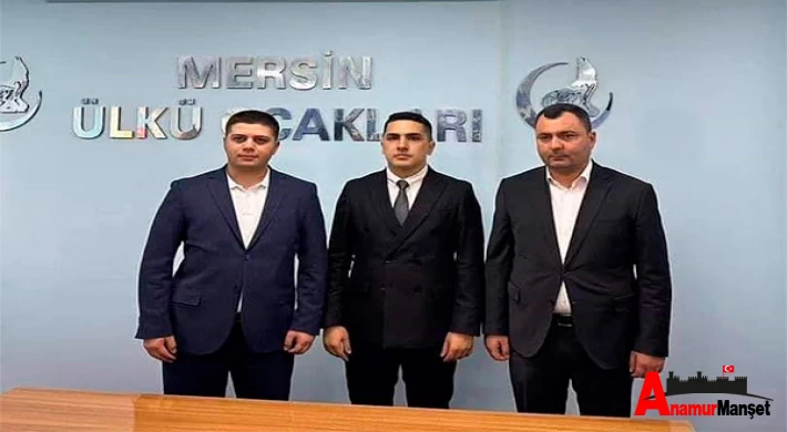 Mersin Ülkü Ocakları'nda bayrak değişimi