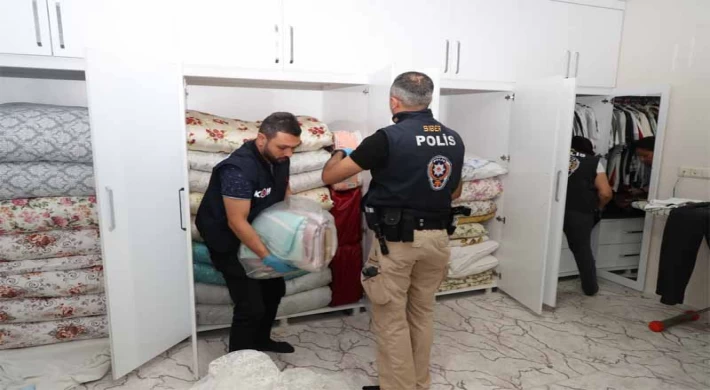 Mersin'de Sosyal Medya Dolandıcılarına 200 Polisin Katılımı İle Operasyon