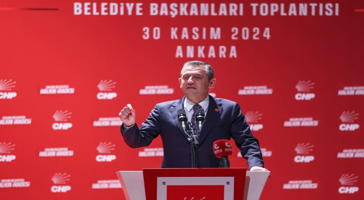 Başkan Deniz Ankara'da, CHP'li Belediye Başkanları Toplantısına Katıldı