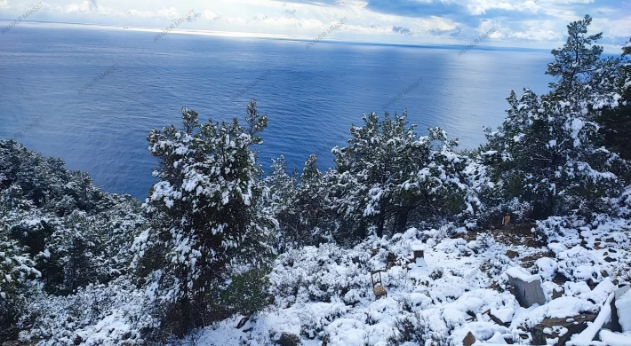 Anamur’a Yıllar Sonra Kar Yağdı