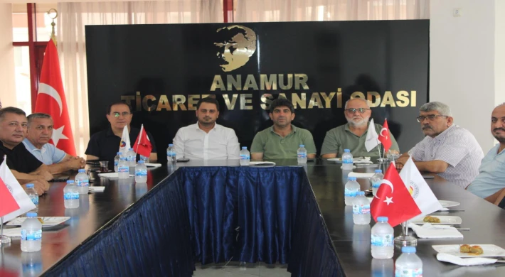 Müteahhitler Derneği’nden ANTSO’da Seçim Öncesi Ziyaret: Mehmet Tuna’ya Destek Mesajı