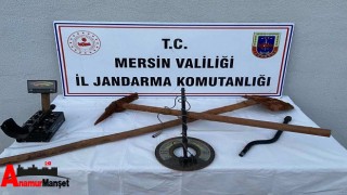 Anamur'da kaçak kazı yapan (3) kişiyi suçüstü yakaladı