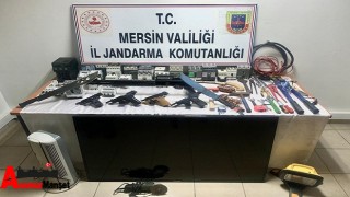 Jandarma üç ilde hırsızlık yapan şebekeyi kıskıvrak yakaladı