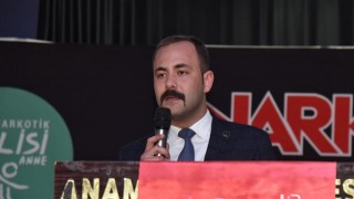 Anamur Ülkü Ocakları'ndan uyuşturucuyla mücadele konferansı