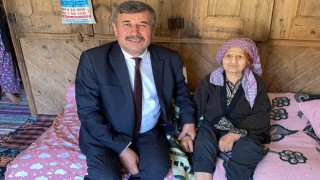 Anamur'un En Yaşlı Annesi Çarıklar'dan 108 Yaşındaki Fatma Nine