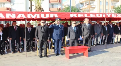 Anamur'da 10 Kasım Çelenk Sunma Töreni Yapıldı