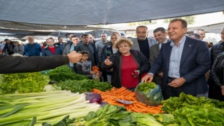 Başkan Seçer pazar esnafını dinledi