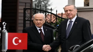 Yılın ilk görüşmesi başladı... Erdoğan-Bahçeli bir araya geldi