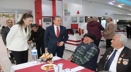 Anamur Kaymakamlığı, Şehit Aileleri ve Gazi Aileleri Onuruna İftar Yemeği Verdi