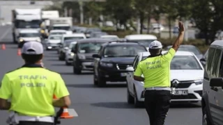 Bakan Yerlikaya’dan trafikte ’hız’ uyarısı!