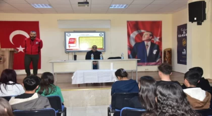 TEM Polisi Bozyazı'da "Gençlik ve Güvenli Gelecek" Semineri Düzenlendi