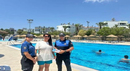 Anamur’da Polis Ekiplerinden Denize Gireceklere Uyarı