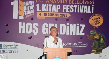 Anamur Belediyesi Kitap Festivali Görkemli Bir Törenle Ziyarete Açıldı.