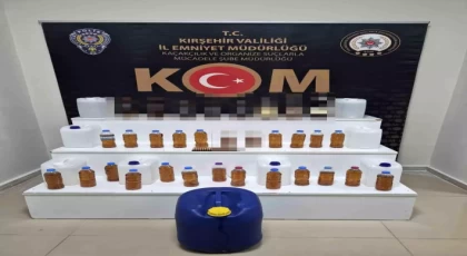 Kırşehir'de Kaçak Alkol ve Silah Fişeği Ele Geçirildi: 1 Gözaltı