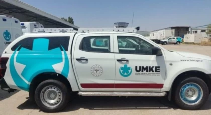 Mardin'de Pikap Devrildi: Sürücü Yaralandı