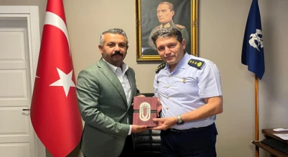 Ülkü Ocakları Anamur İlçe Başkanı Mehmet Satar'dan Garnizon Komutanı Albay Serhan Güngör’e Ziyaret