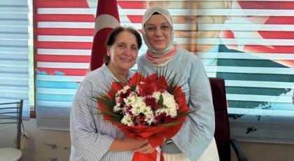 MHP Anamur’da KAÇEP Başkanlığında Tuba Öz Bayrağı Devraldı